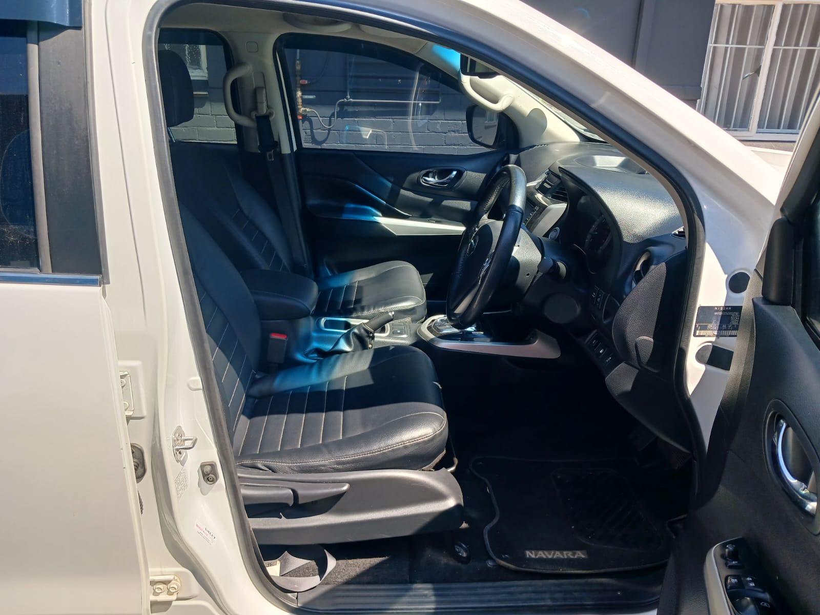 2017 Nissan Navara 2,5 double cab tddi se 4x4 — photo 10