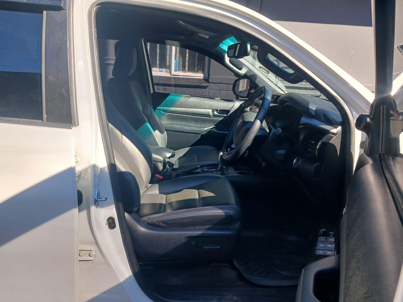 2022 Toyota Hilux 2.8 GD-6 Legend RS — photo 9