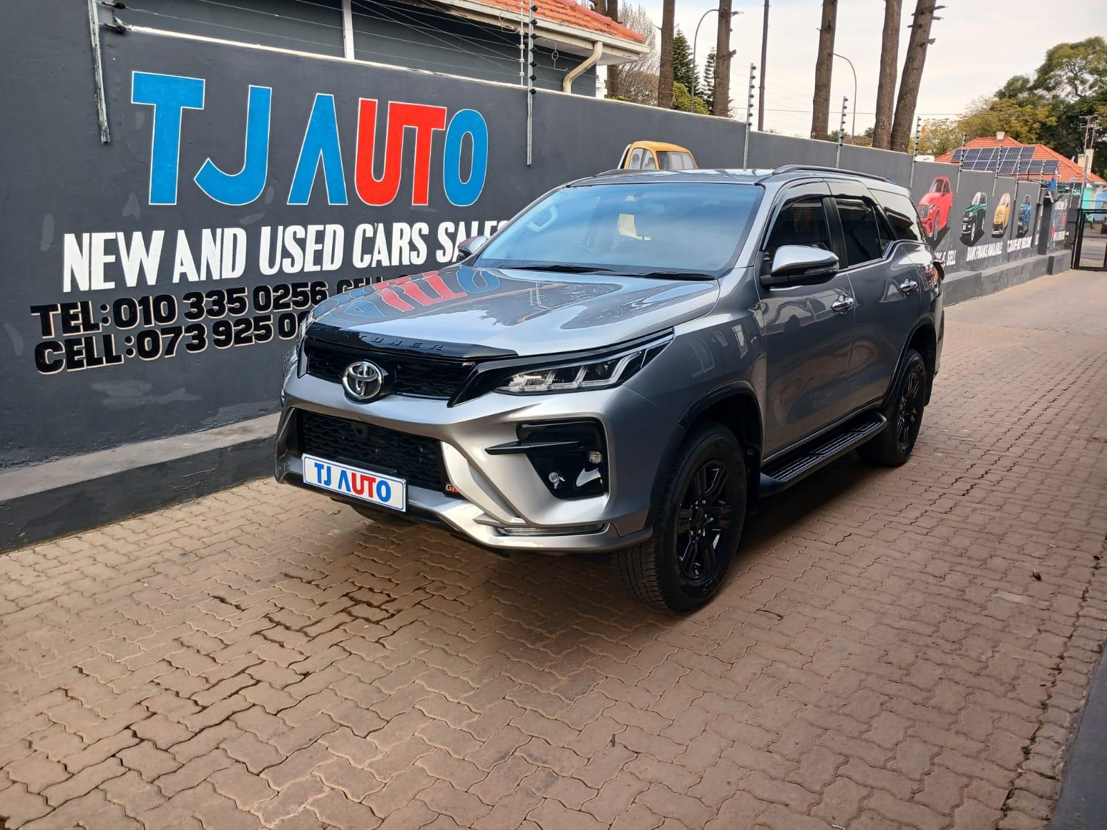 2023 Toyota Fortuner 2,4gd6 automatic 4x4 — photo 1