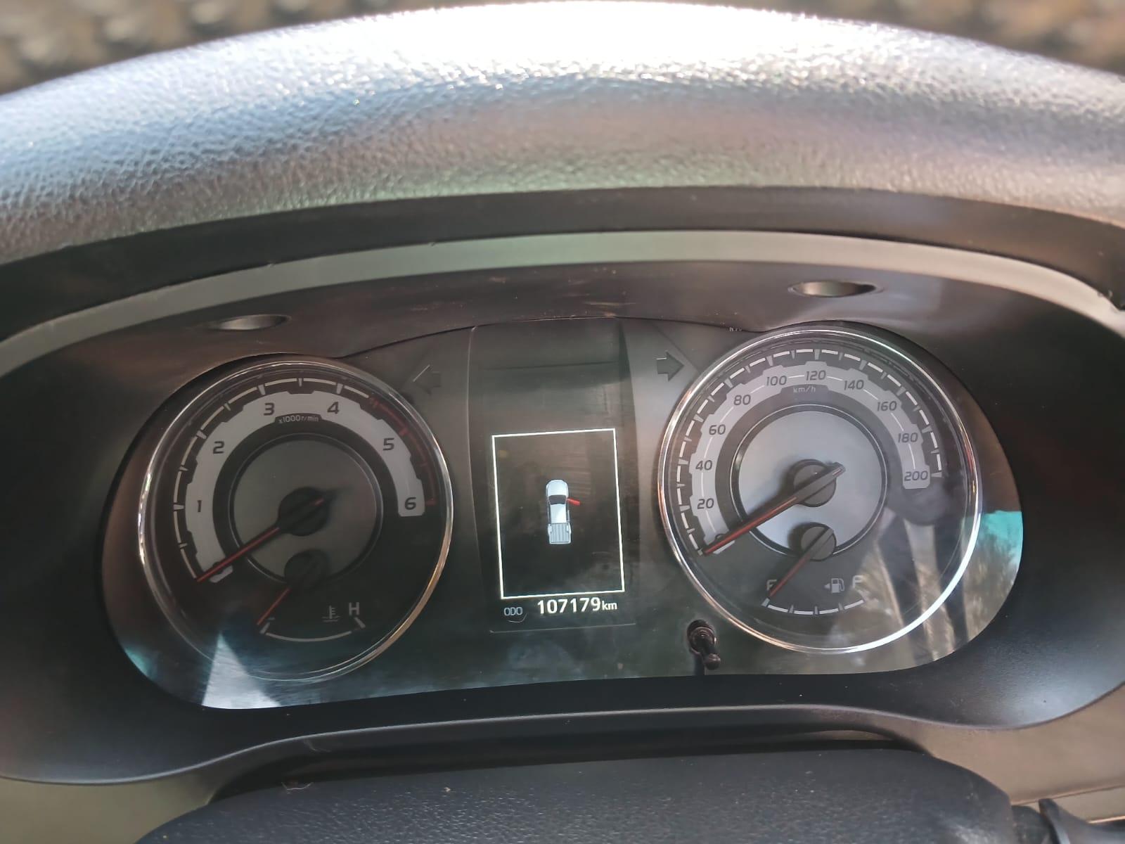 2019 Toyota Hilux 2.8 double cab legend 50 4x4 automatic — photo 8