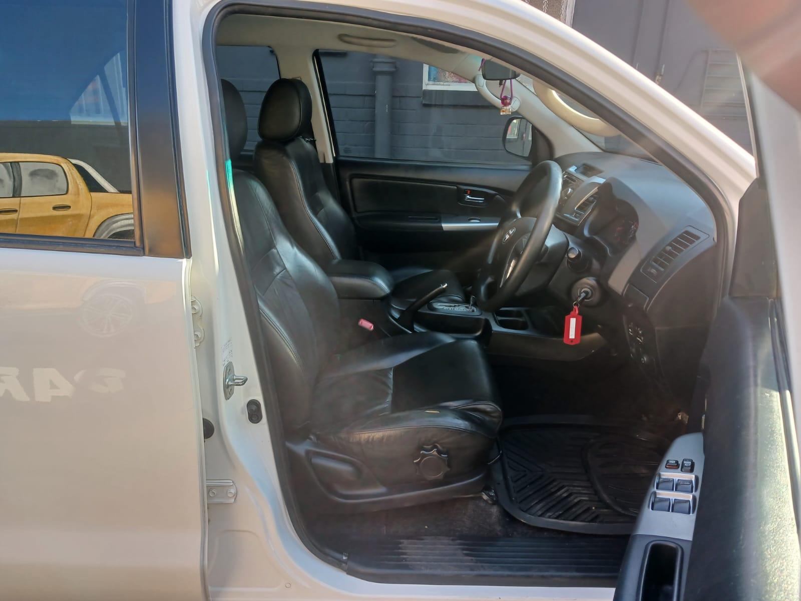 2014 Toyota Fortuner 3.0 D4D 4X2 AUTO — photo 10