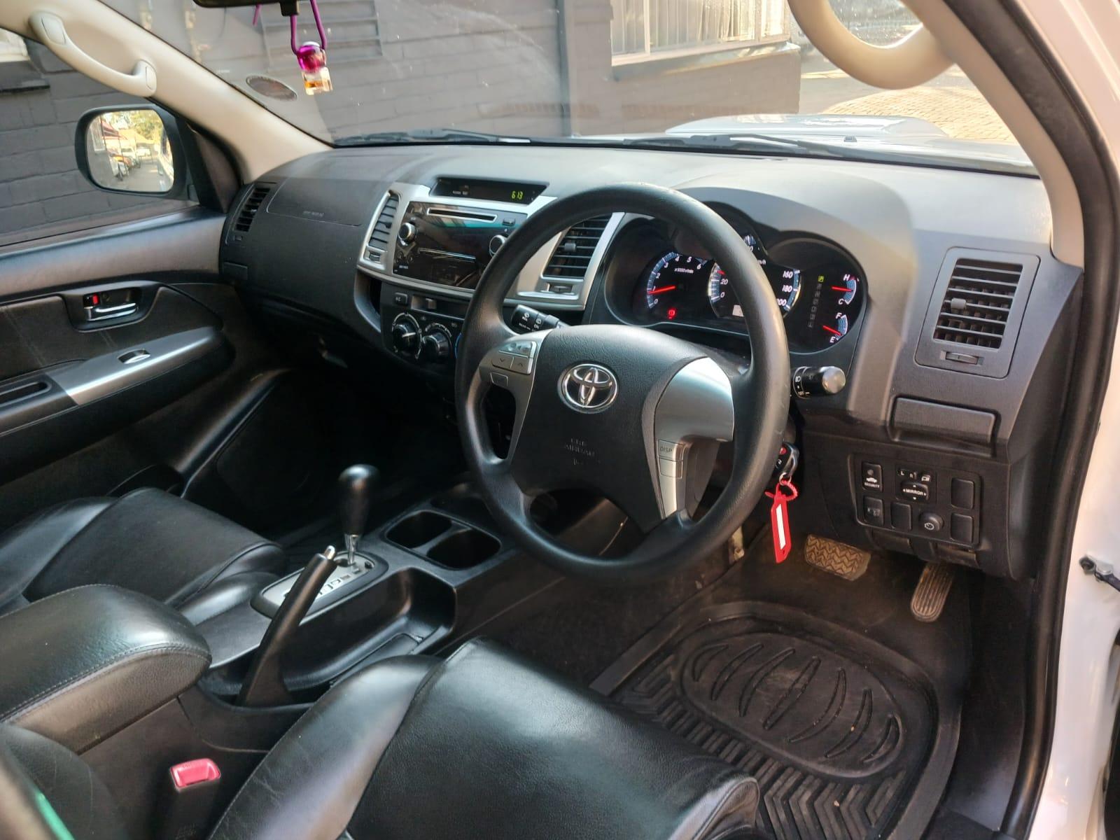 2014 Toyota Fortuner 3.0 D4D 4X2 AUTO — photo 9