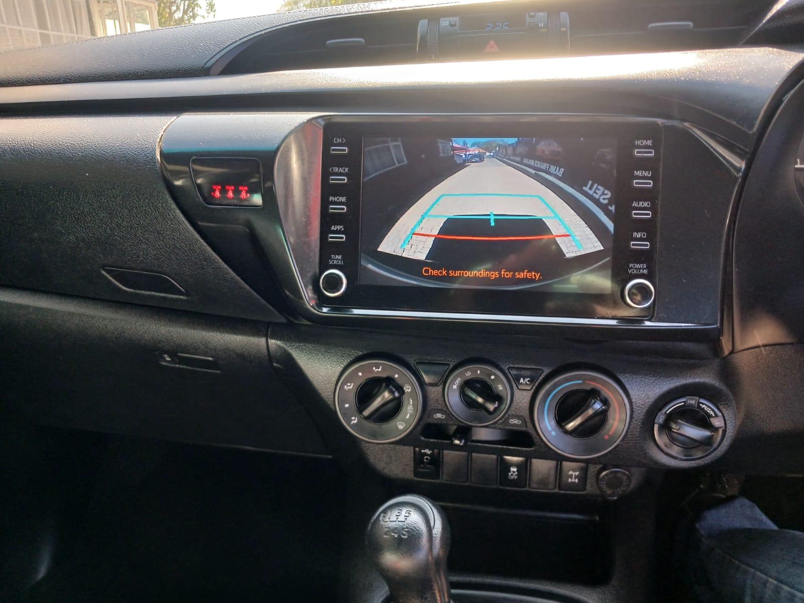 2020 Toyota Hilux 2,4 double cab 4x4 manual — photo 10
