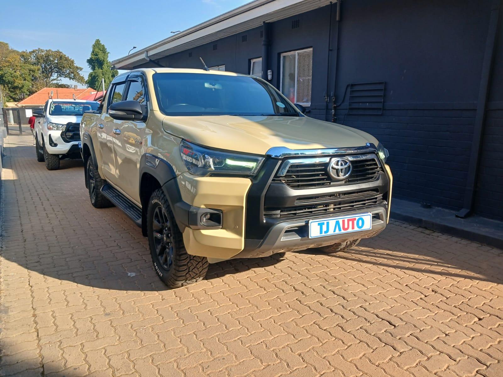 2020 Toyota Hilux — photo 3