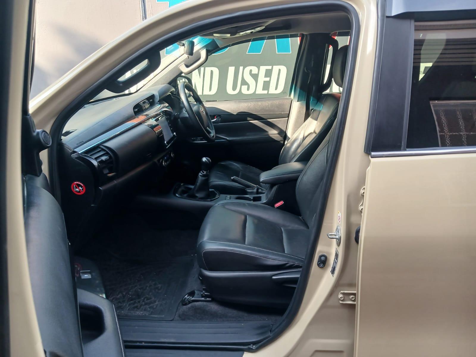 2020 Toyota Hilux — photo 13