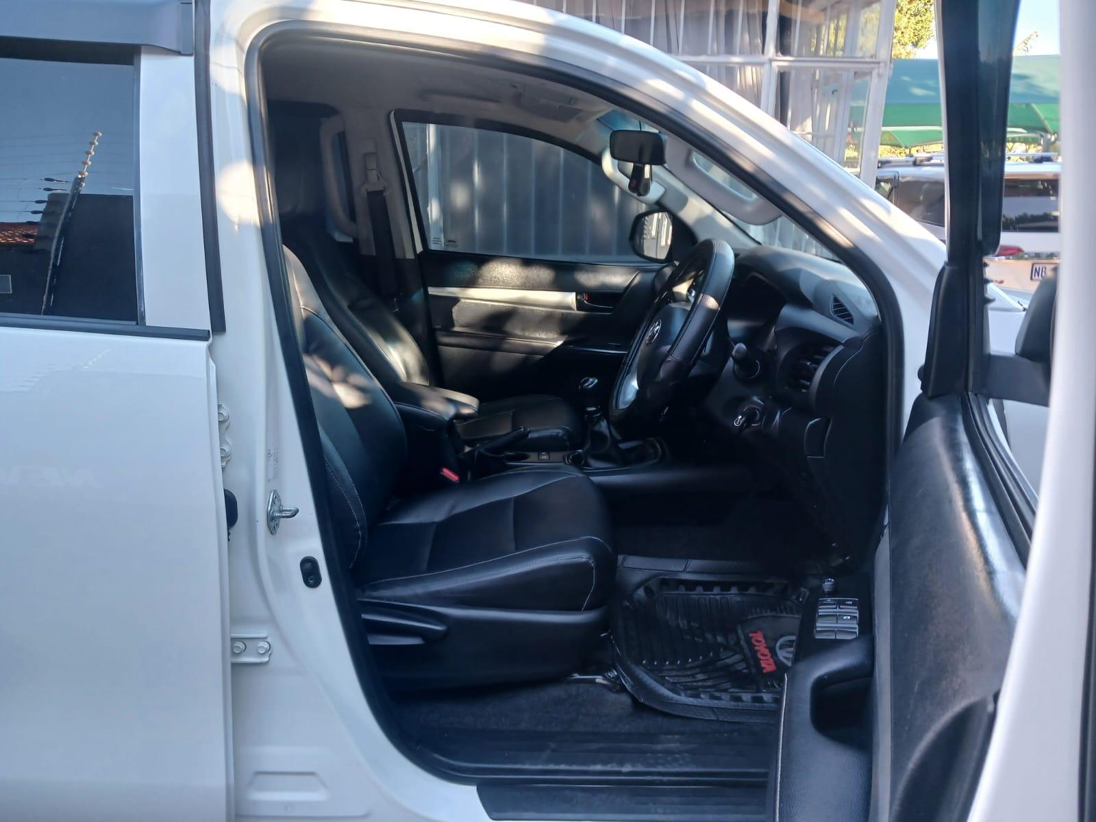 2021 Toyota Hilux 2.4 DOUBLE CAB 4X2 SRX — photo 6
