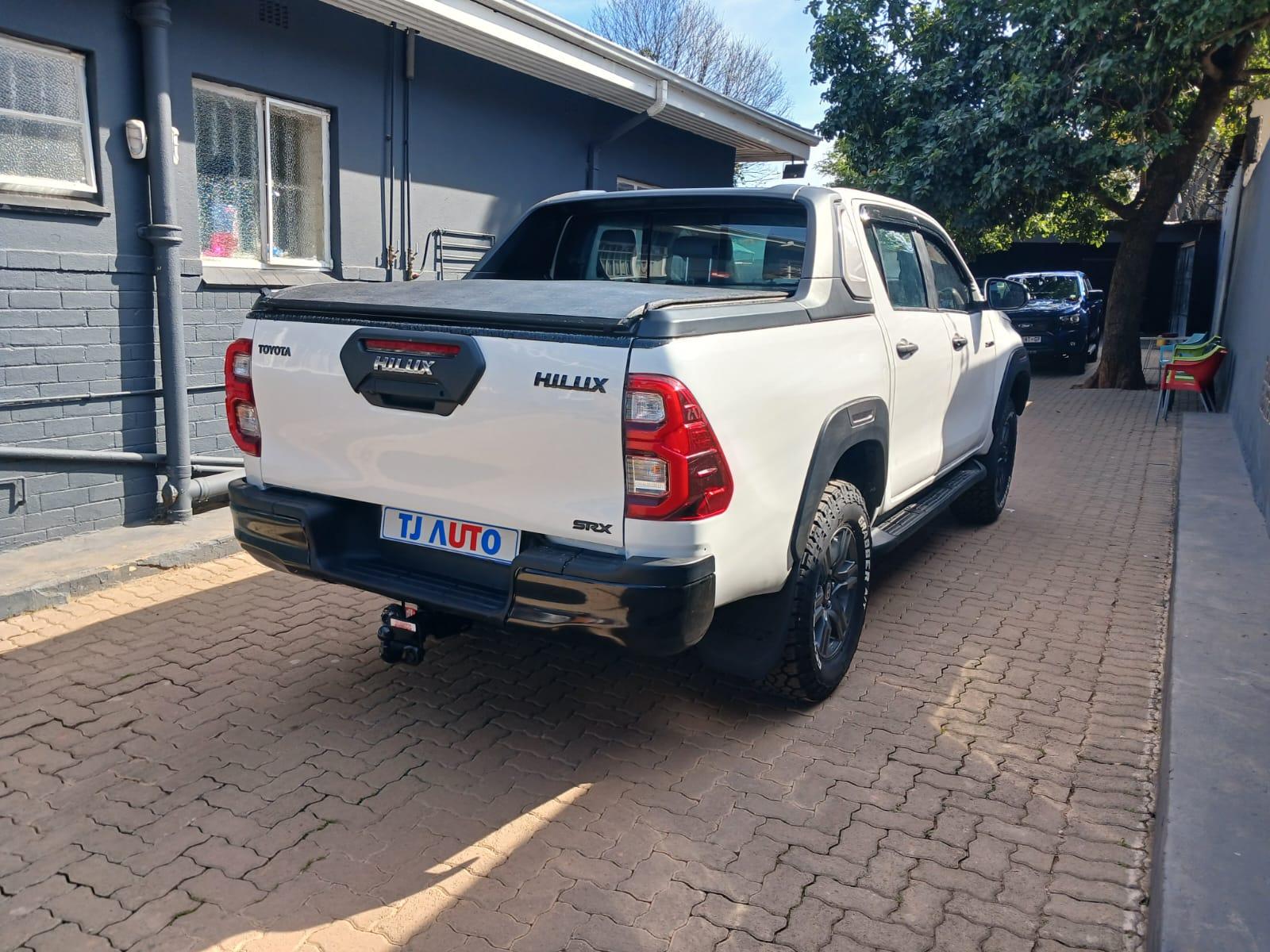 2019 Toyota Hilux 2.4GD6 DOUBLE CAB AUTOMATIC 4X2 — photo 6