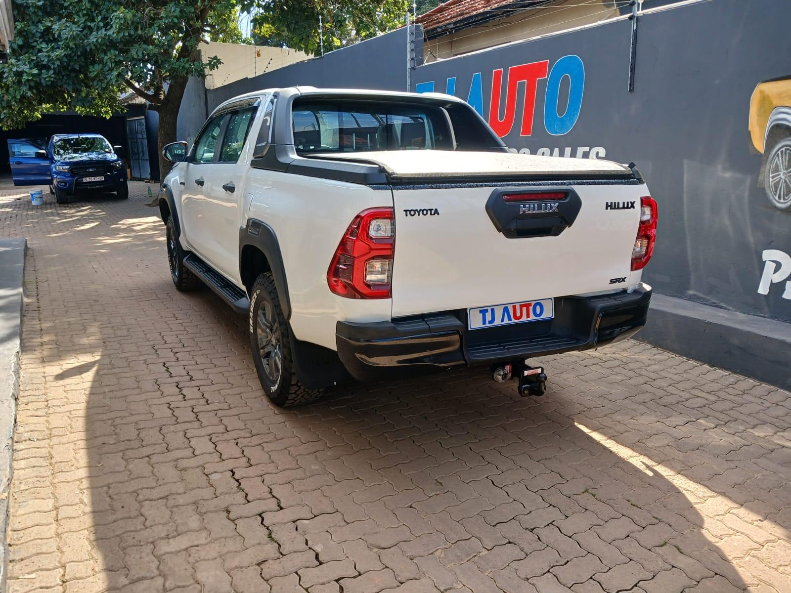 2019 Toyota Hilux 2.4GD6 DOUBLE CAB AUTOMATIC 4X2 — photo 4