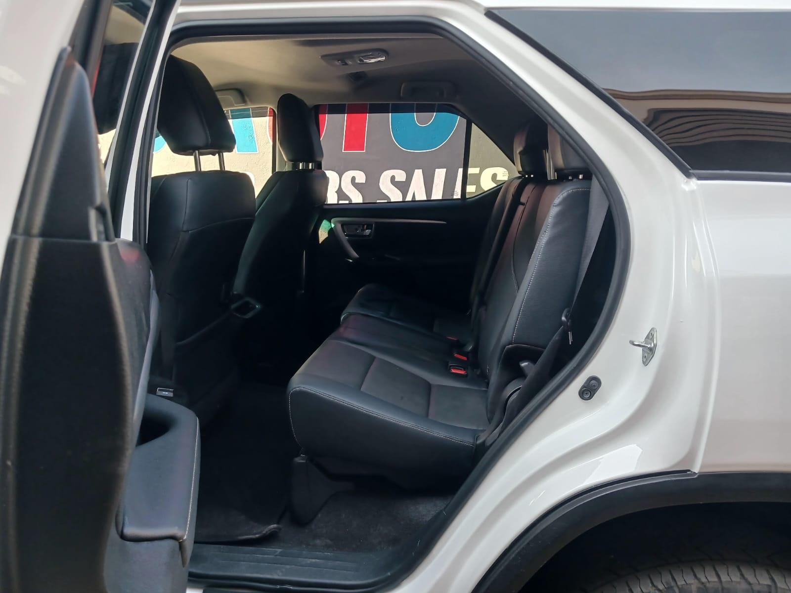 2025 Toyota Fortuner 2,4gd6 automatic 4x4 — photo 14