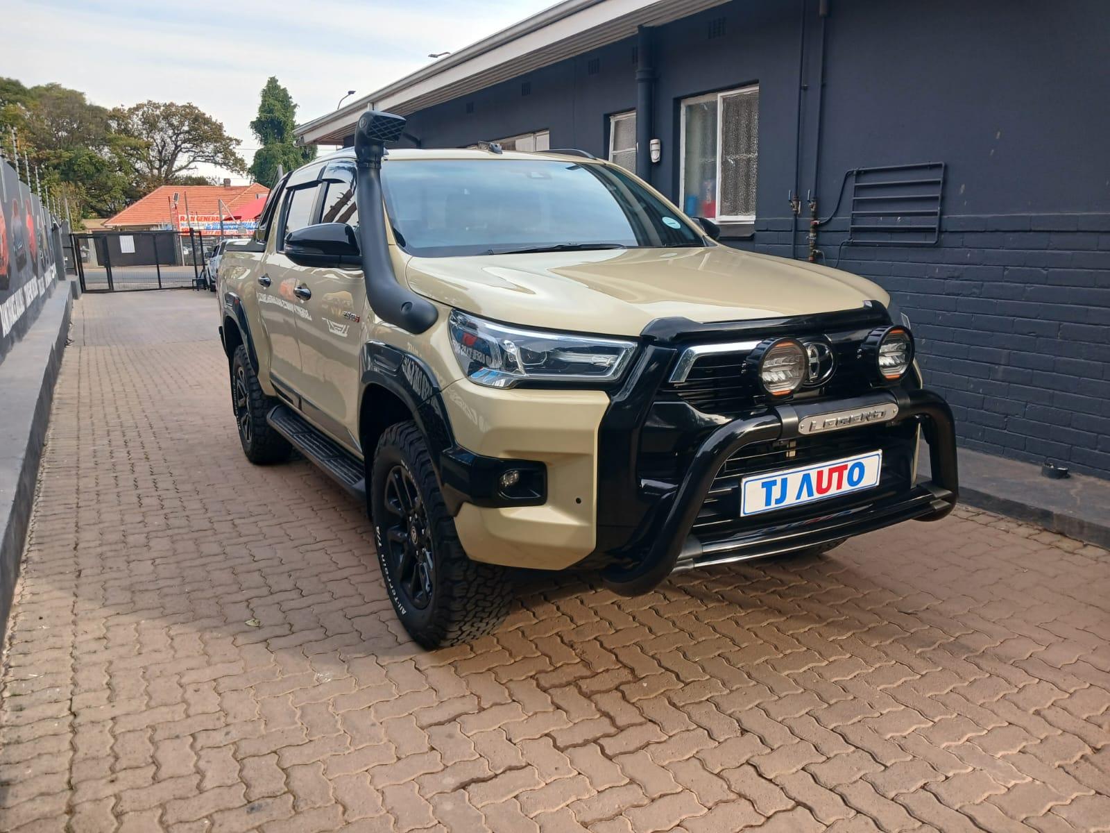 2022 Toyota Hilux 2.8 double cab legend 4x4 automatic — photo 3