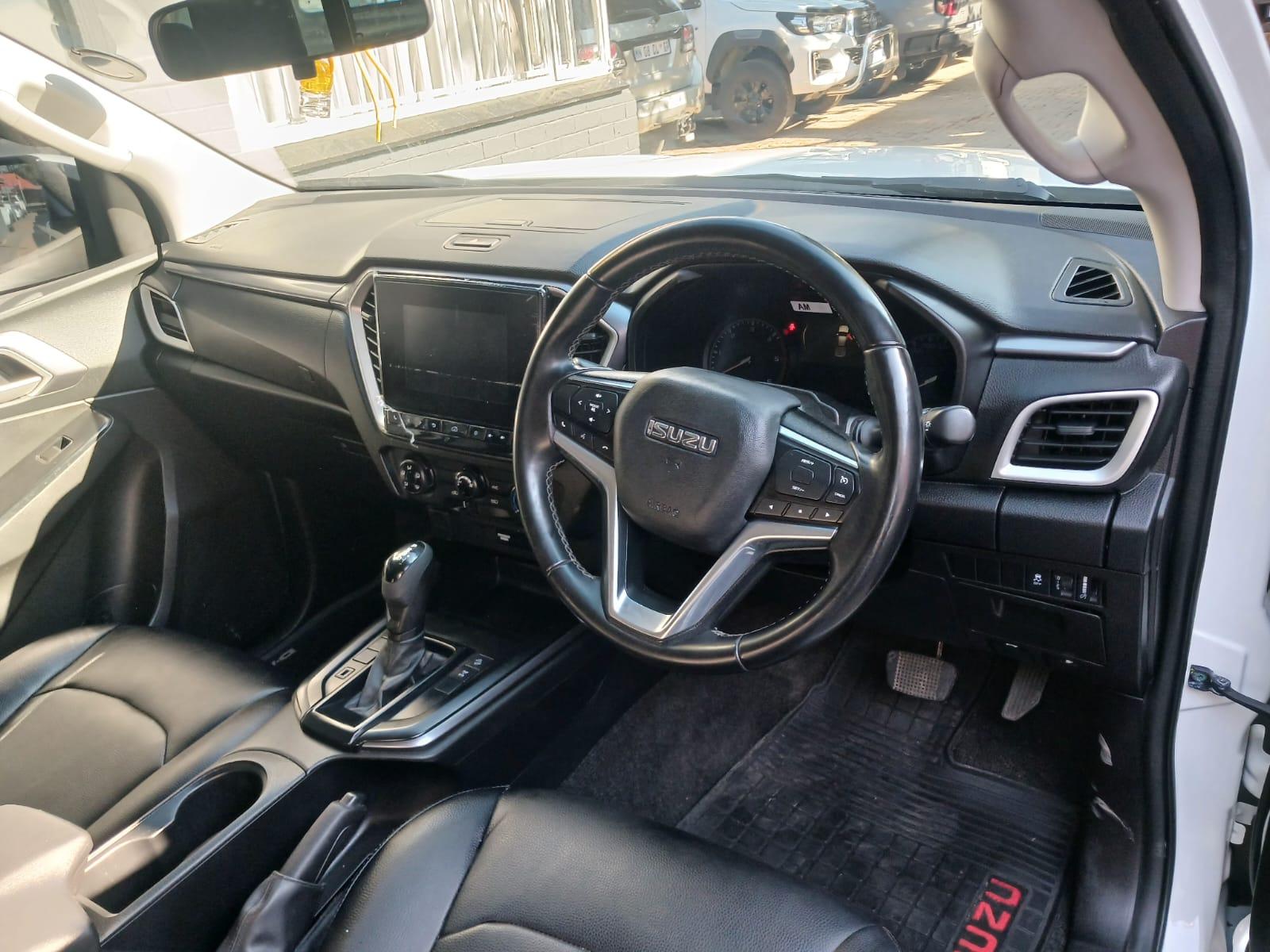 2023 Isuzu D-Max ISUZU D MAX 1.9 DOUBLE CAB 4X2 — photo 8