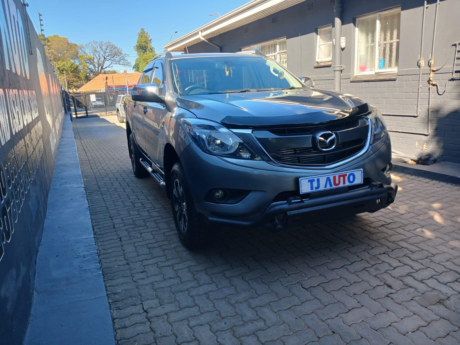 2021 Mazda BT50 2.2 DOUBLE CAB 4X2 AUTOMATIC — photo 2