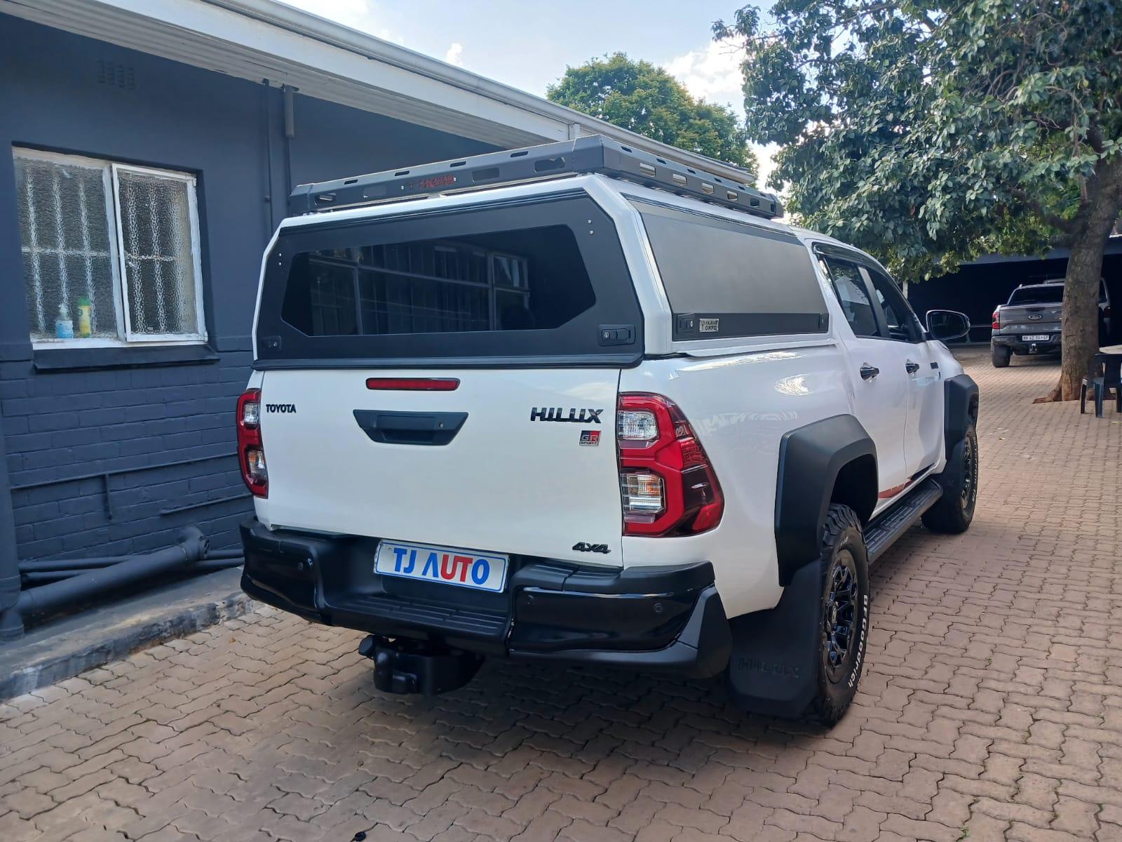 2026 Toyota Hilux 2.8 DOUBLE CAB 4X4 AUTOMATIC GR SPORT — photo 4