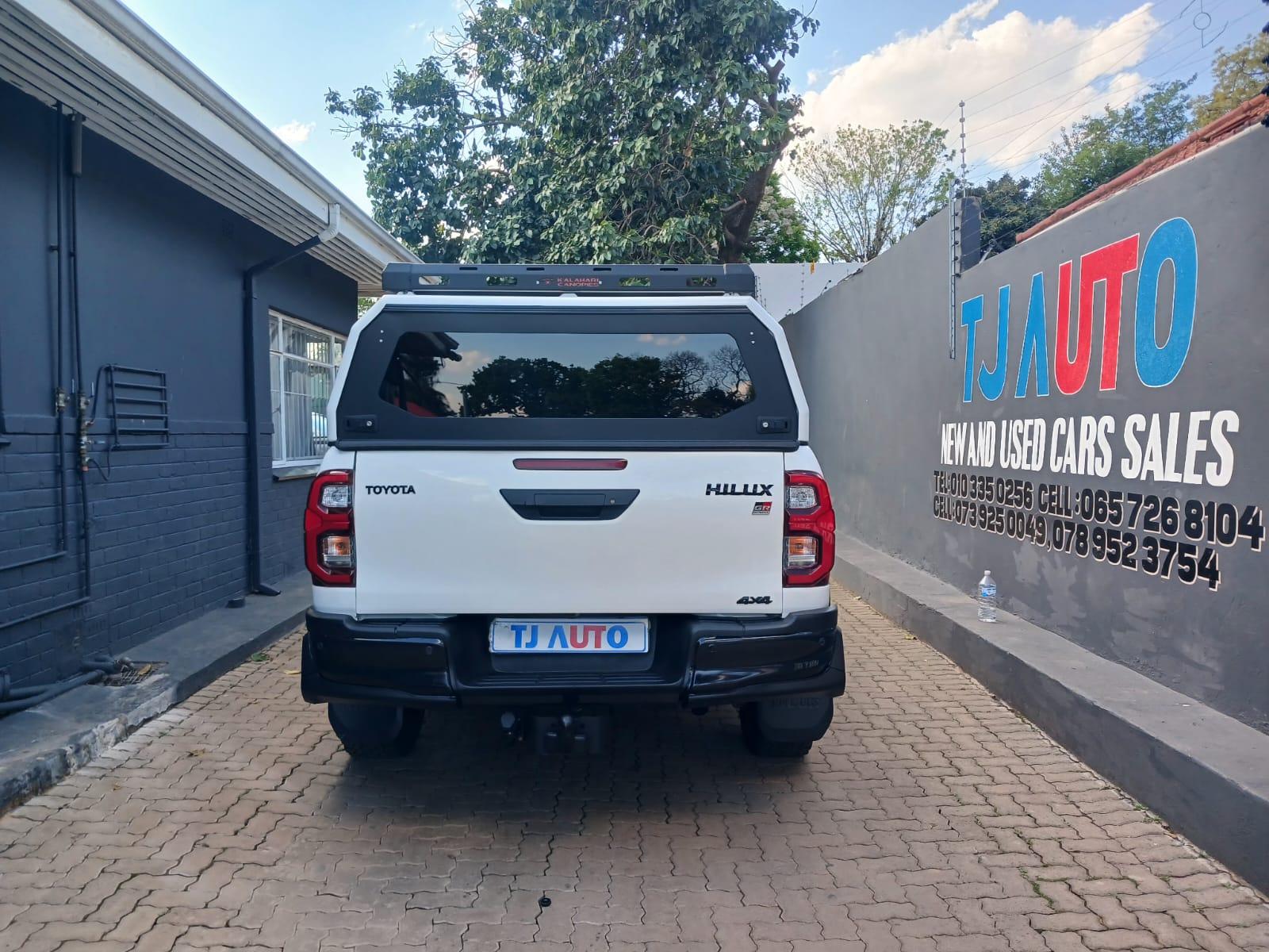 2026 Toyota Hilux 2.8 DOUBLE CAB 4X4 AUTOMATIC GR SPORT — photo 5