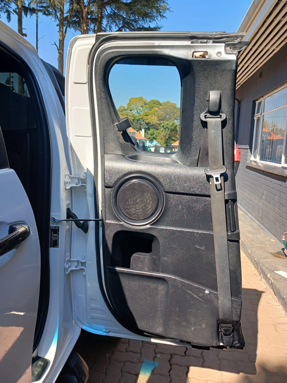 2021 Toyota Hilux 2.8GD-6 Xtra CAB 4x4 LEGEND AUTO — photo 9
