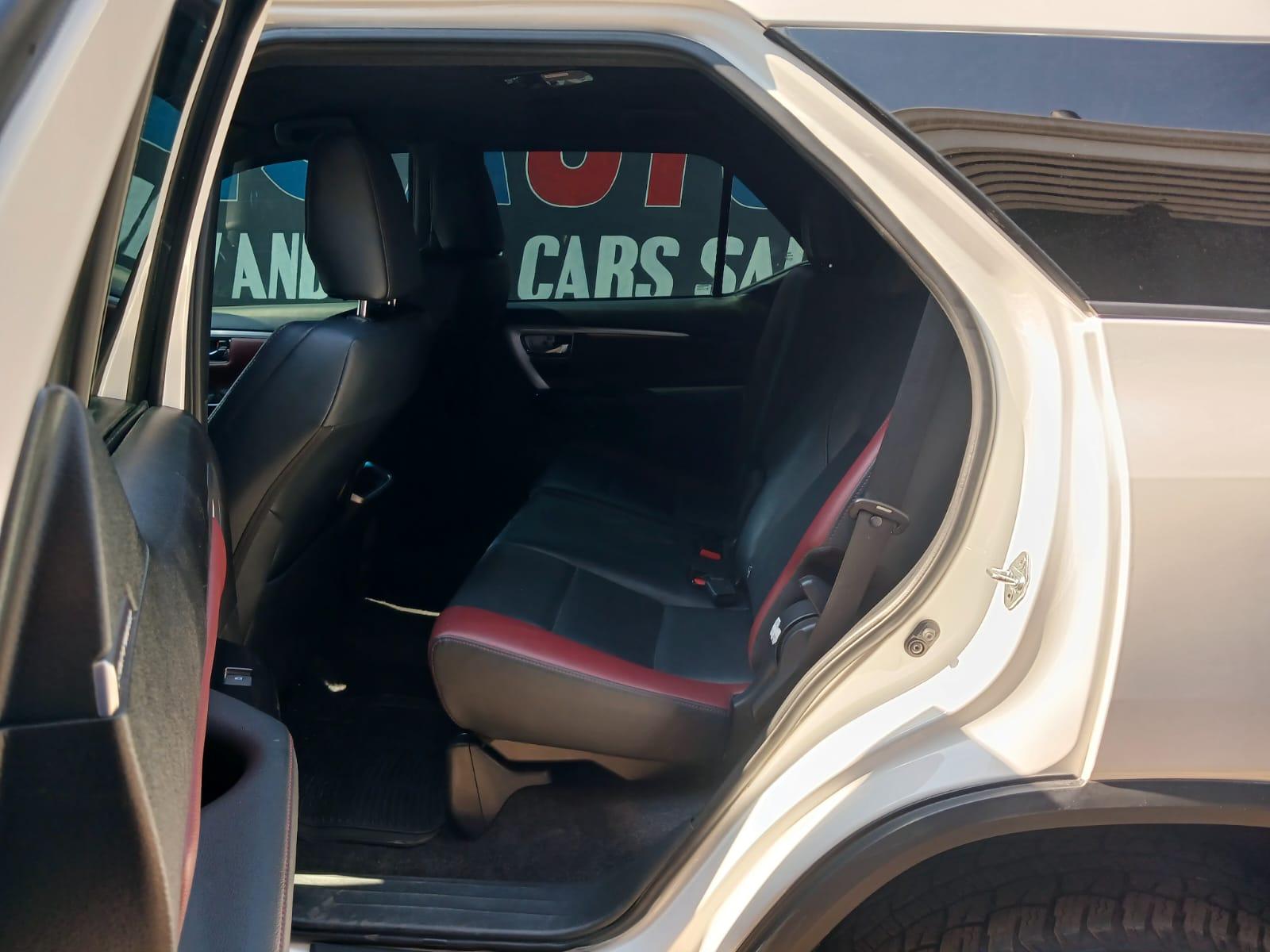 2025 Toyota Fortuner 2,4gd6 automatic 4x4 — photo 12