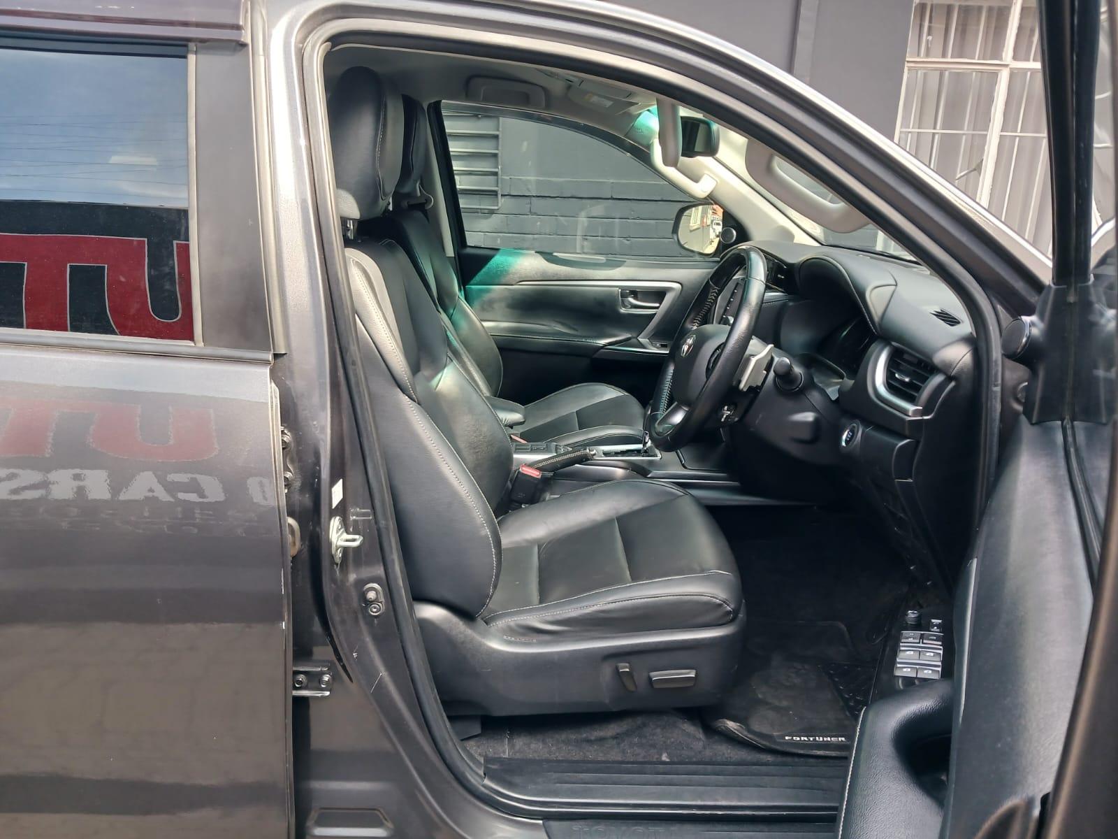 2023 Toyota Fortuner 2.8gd6 automatic 4x2vx — photo 10