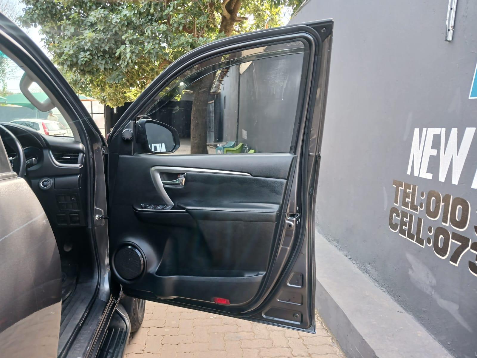 2023 Toyota Fortuner 2.8gd6 automatic 4x2vx — photo 9