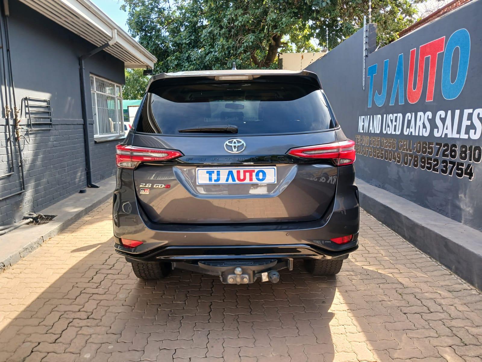 2023 Toyota Fortuner 2.8gd6 automatic 4x2vx — photo 5
