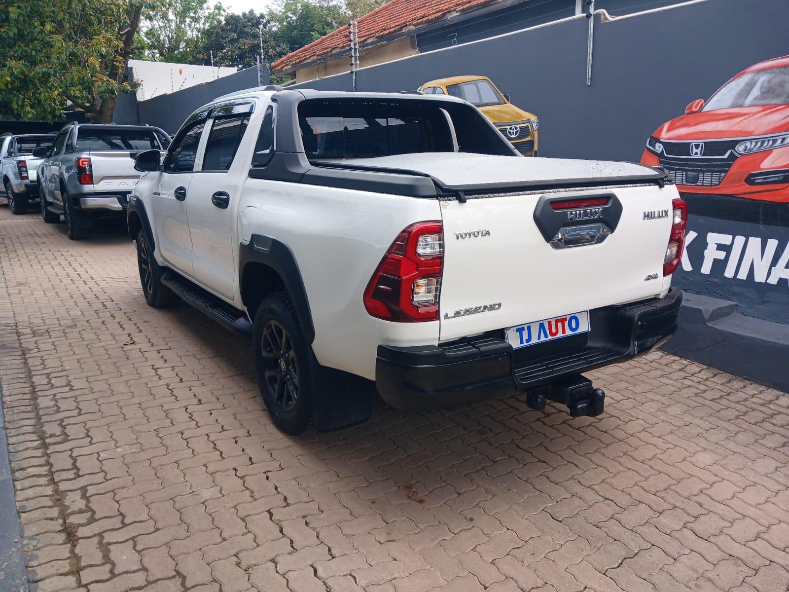 2023 Toyota Hilux 2.4 double cab 4x4 auto — photo 6