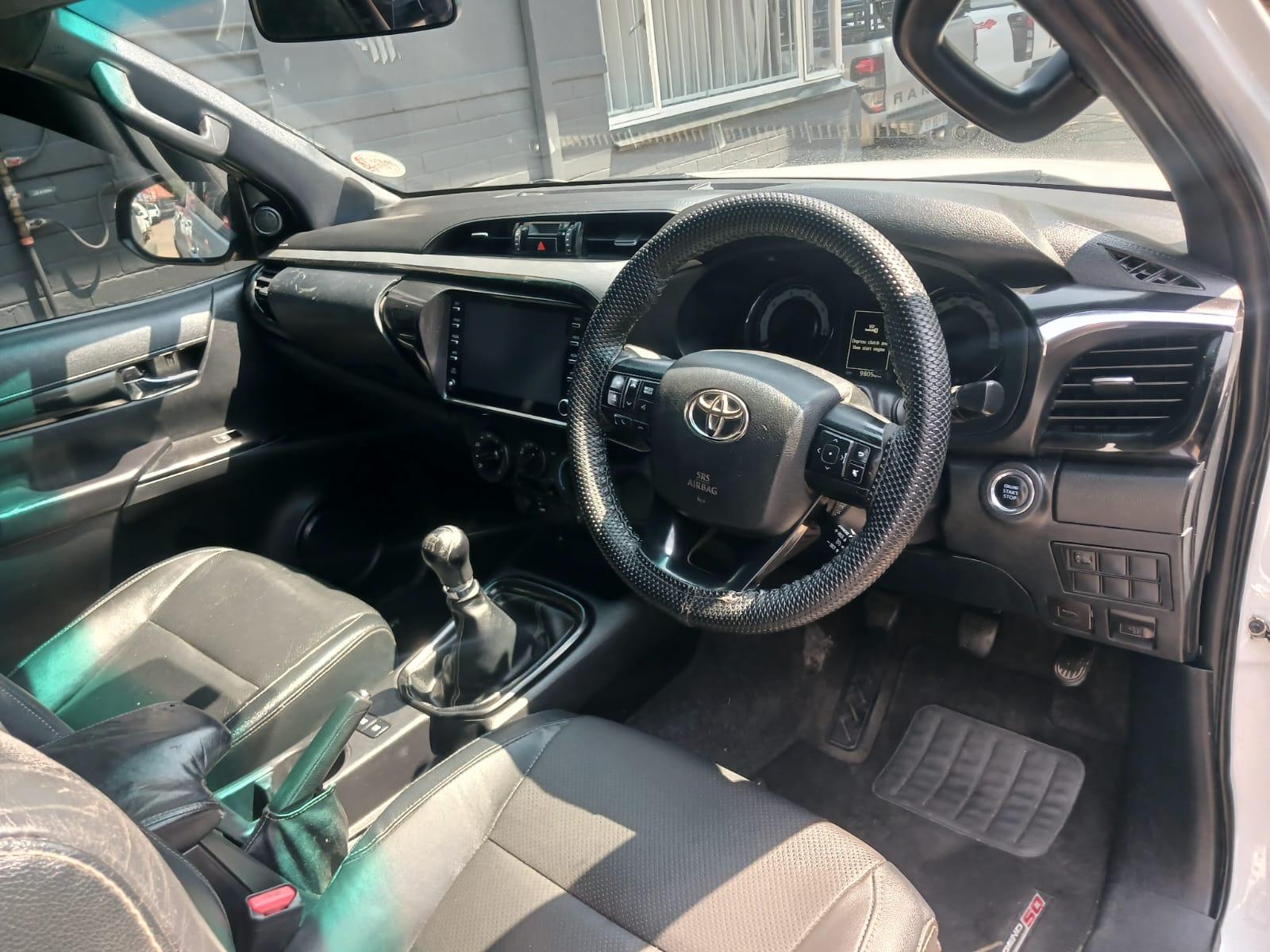 2020 Toyota Hilux 2.8GD6 EXTRA CAB 4X2 LEGEND 50 — photo 13