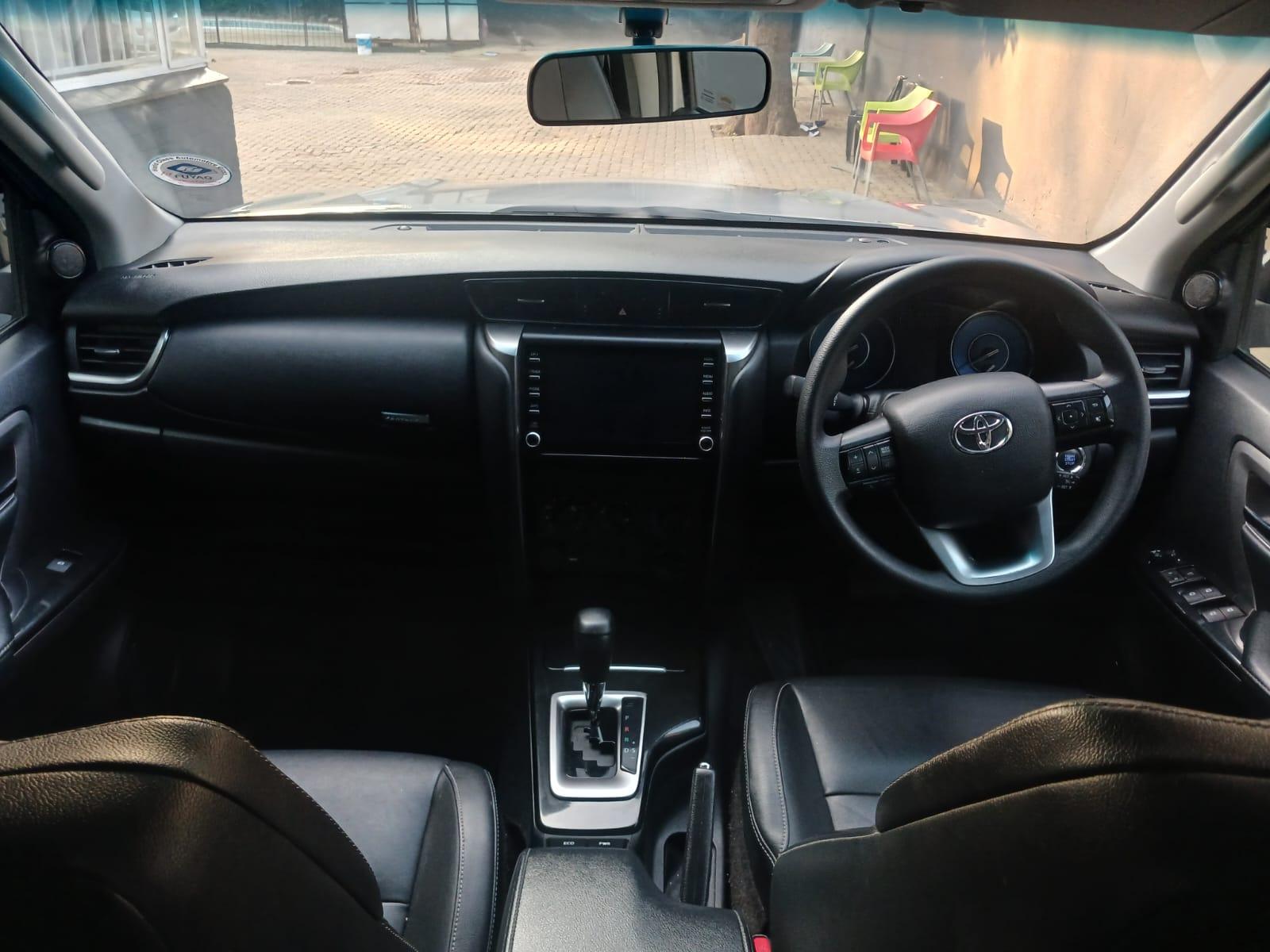 2023 Toyota Fortuner 2,4gd6 automatic 4x4 — photo 10