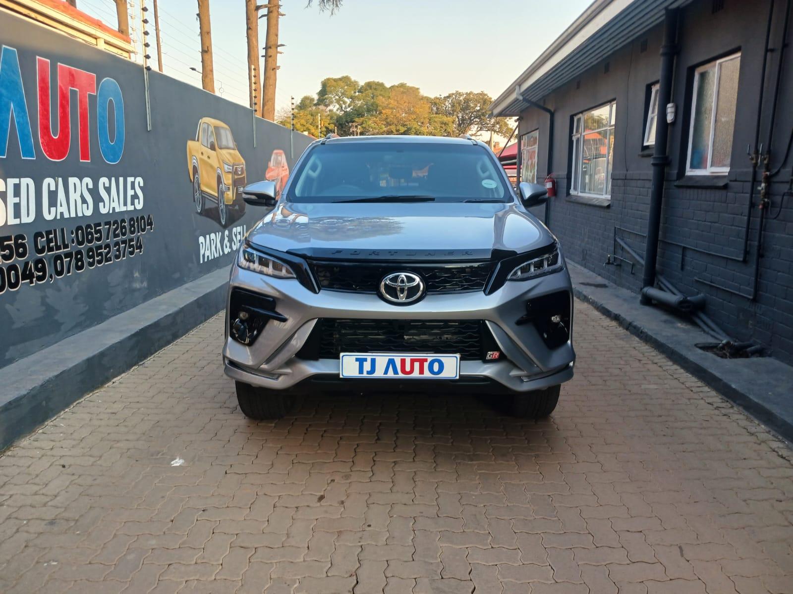 2023 Toyota Fortuner 2,4gd6 automatic 4x4 — photo 2