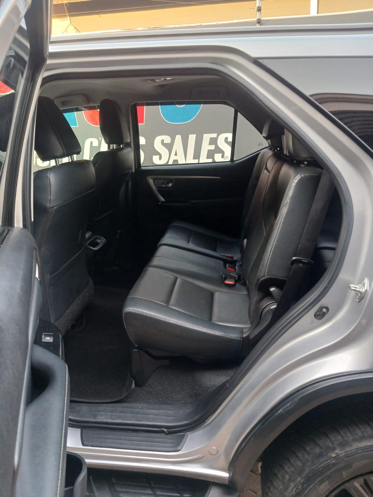 2023 Toyota Fortuner 2,4gd6 automatic 4x4 — photo 12